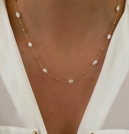 Pearl chain necklace
