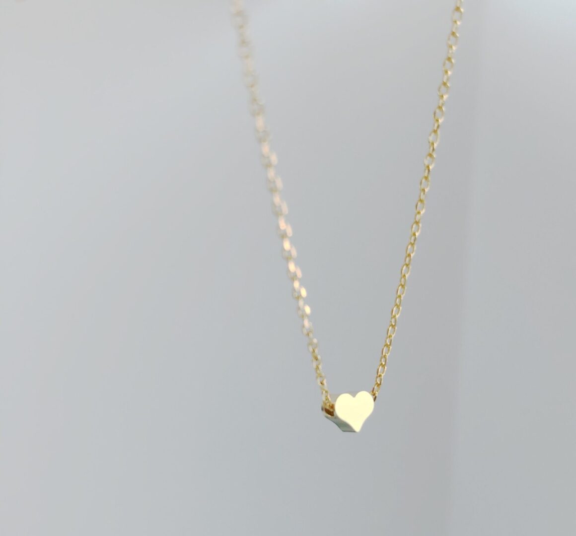 Dainty heart necklace