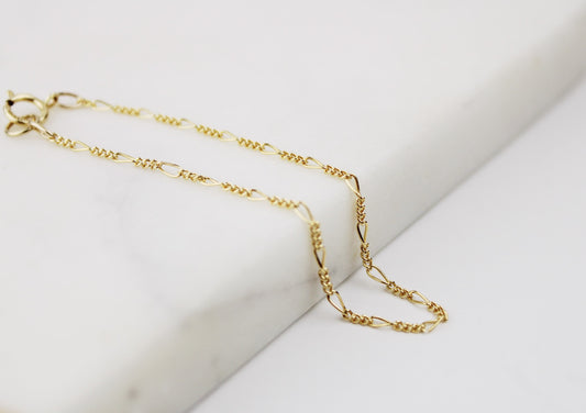 Figaro chain bracelet