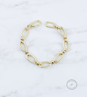 Statement Twist Bracelet
