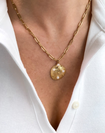Bauble Shell Necklace