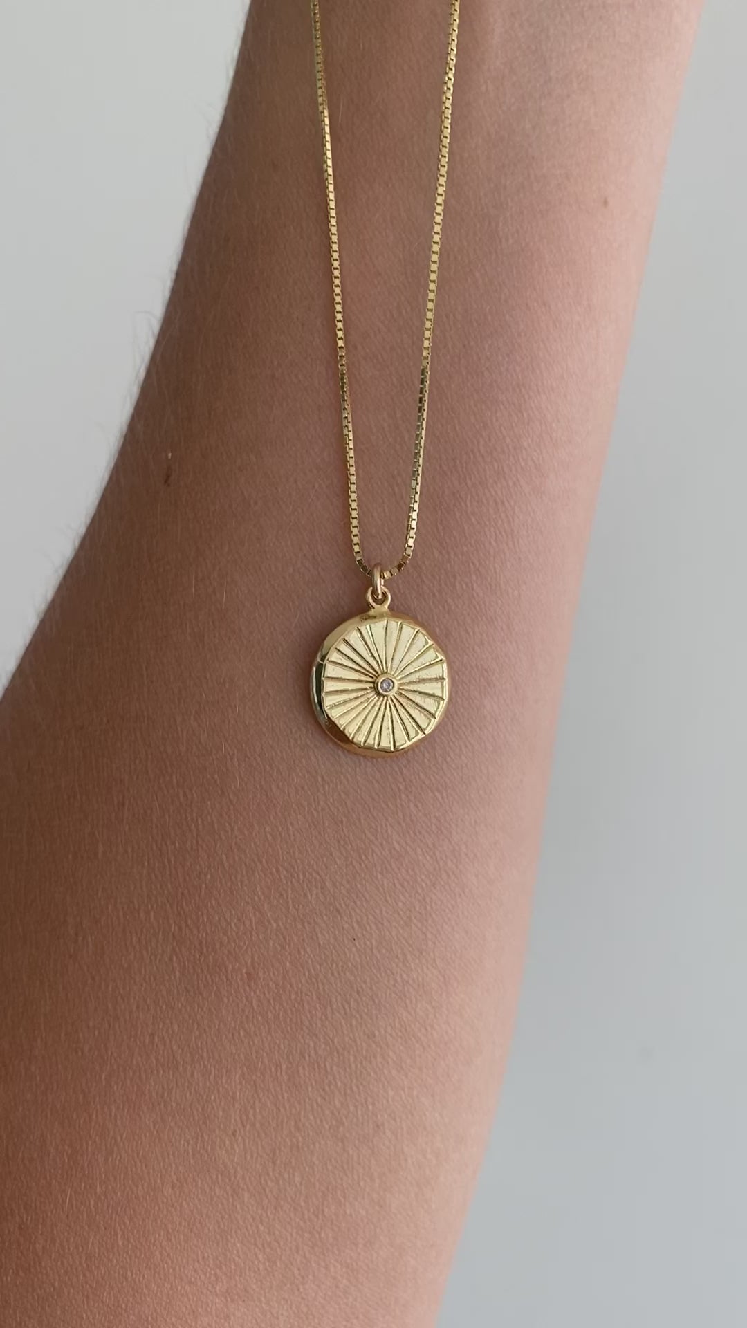 sun Necklace video