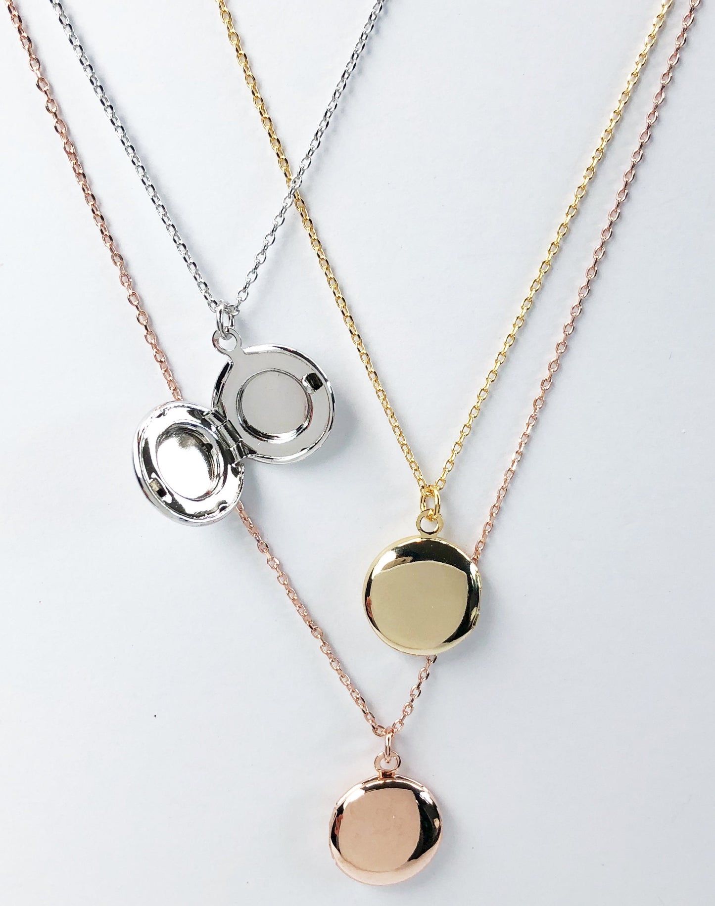 Locket necklace, Round Locket necklace, birthday gift, layering necklace, dainty jewelry, bridesmaid gifts, rose gold, gold, silver, locket