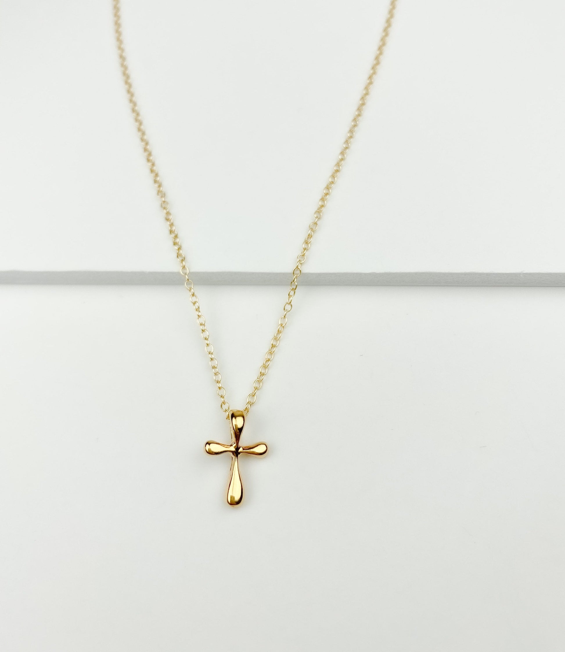 GOLD CROSS NECKLACE FOR WOMEN