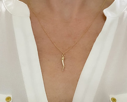 Italian horn necklace, dainty necklace, layering necklace, protection necklace, necklaces for women, Horn necklace, Gold filled necklace